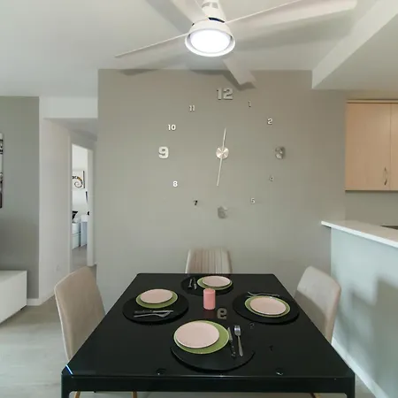 Apartamento Welcs 300 Emp Con Piscina Comunitaria *